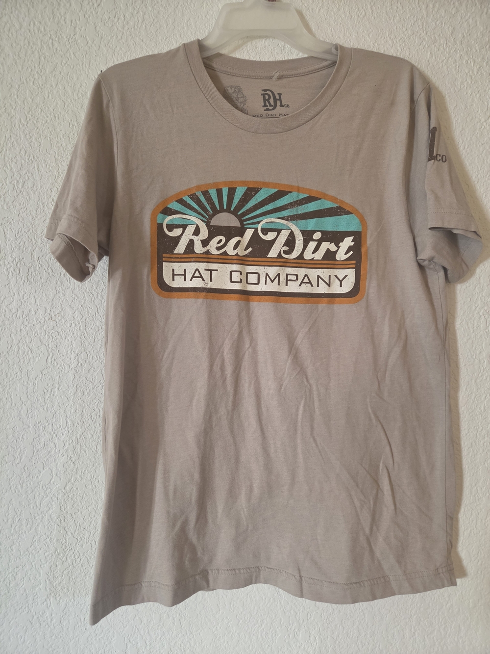 Short Sleeve Tee in Light Taupe